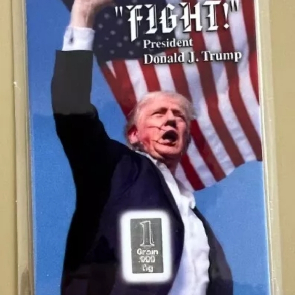NEW! 2 Pack Donald Trump Assassination Attempt Silver Bar Cards. Certified. - Picture 2 of 4